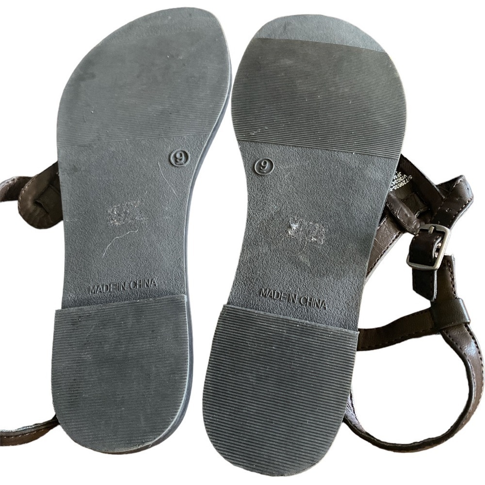 OLD Navy brown leather thong sandals size 9​ - Picture 3 of 3